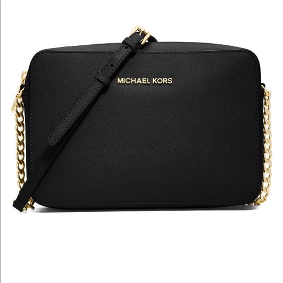 Michael Kors Handbags - Michael Kors Jet Set Crossgrain Leather Crossbody